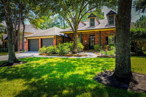 Photo of 12606 Fern Creek Trail, Humble, TX 77346 (MLS # 83964357)