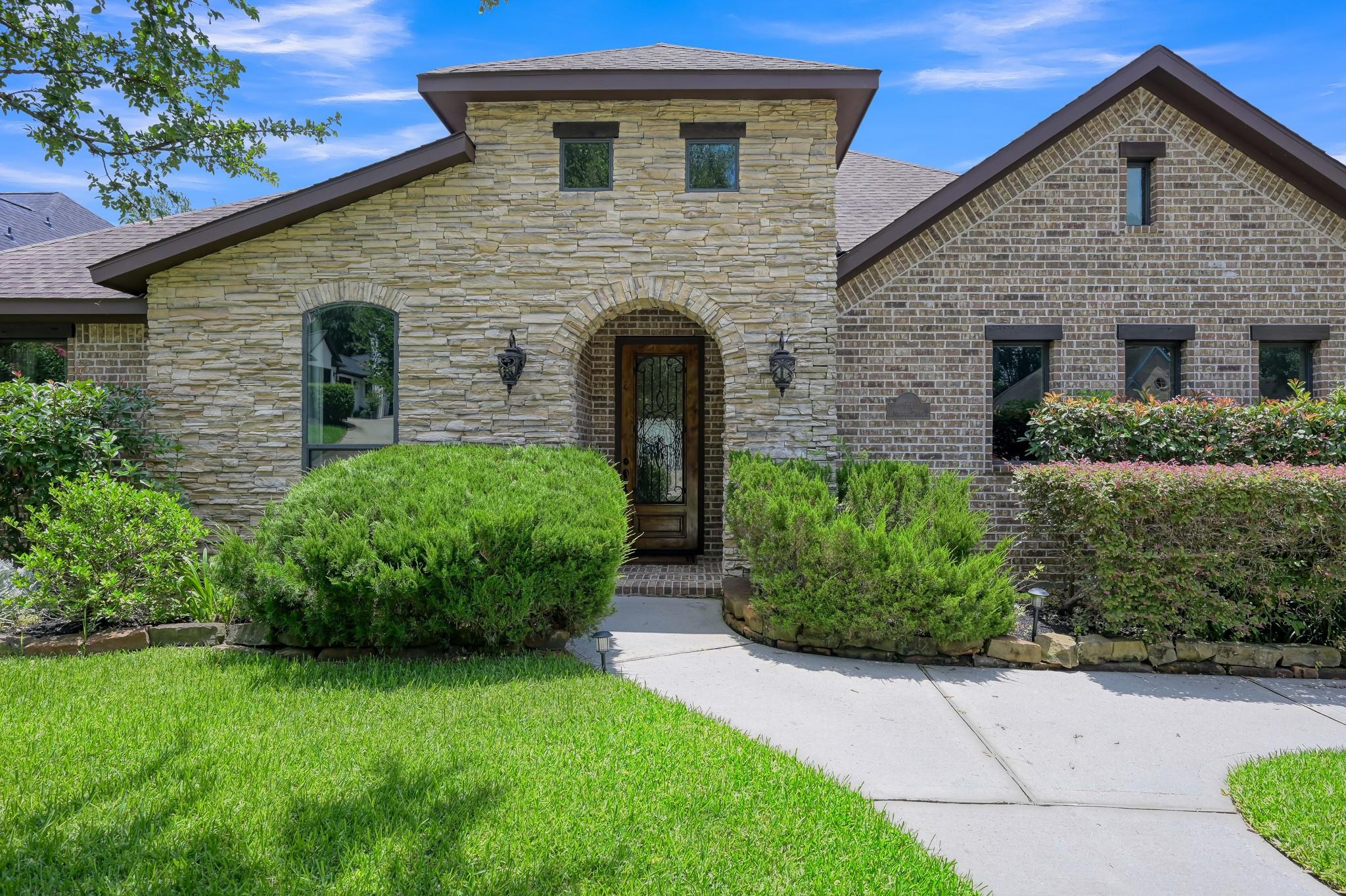 14 Melrose Drive