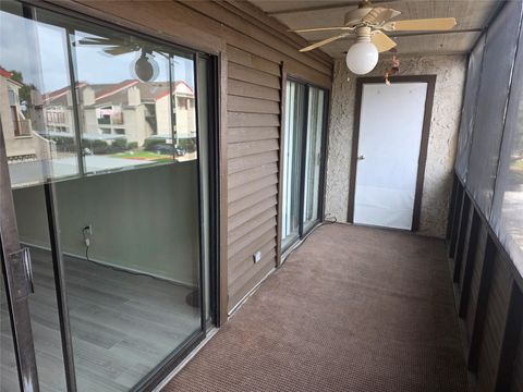 Tiny photo for 3025 Walnut Bend Lane #21, Houston, TX 77042 (MLS # 86950148)