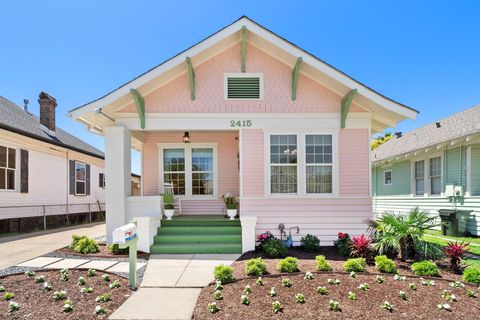 Photo of 2415 37th Street, Galveston, TX 77550 (MLS # 22621263)