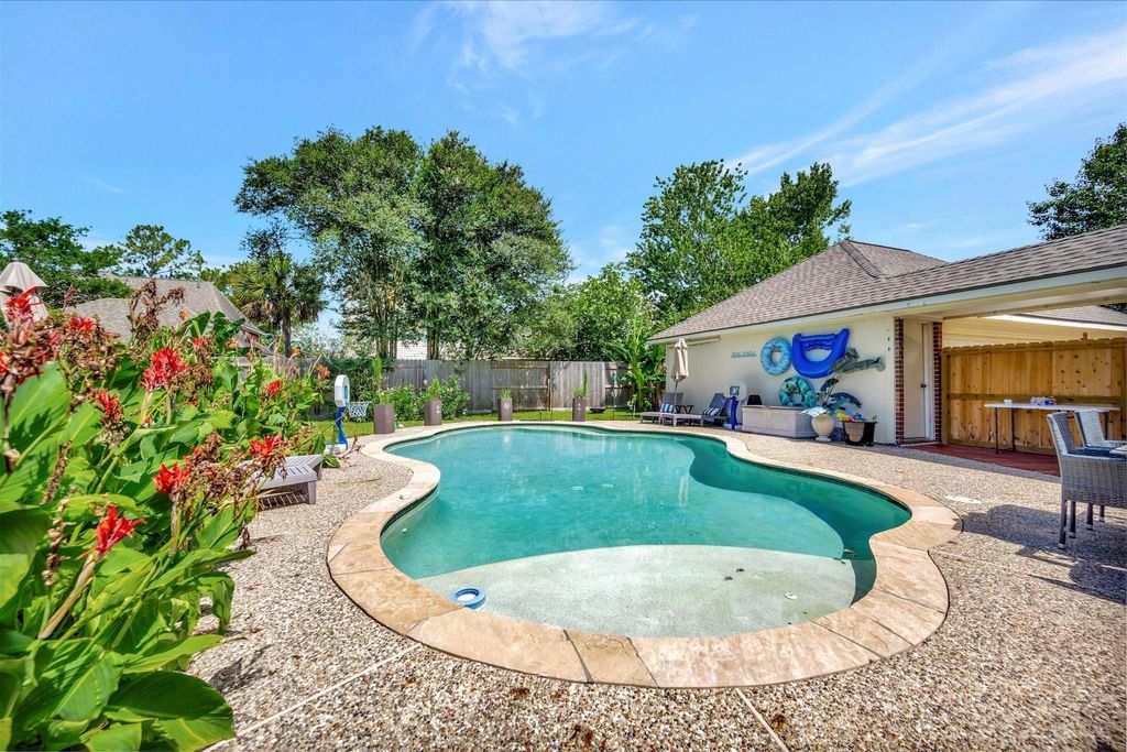 Photo of 3602 Garrettsville Drive, Pearland, TX 77584 (MLS # 48846913)