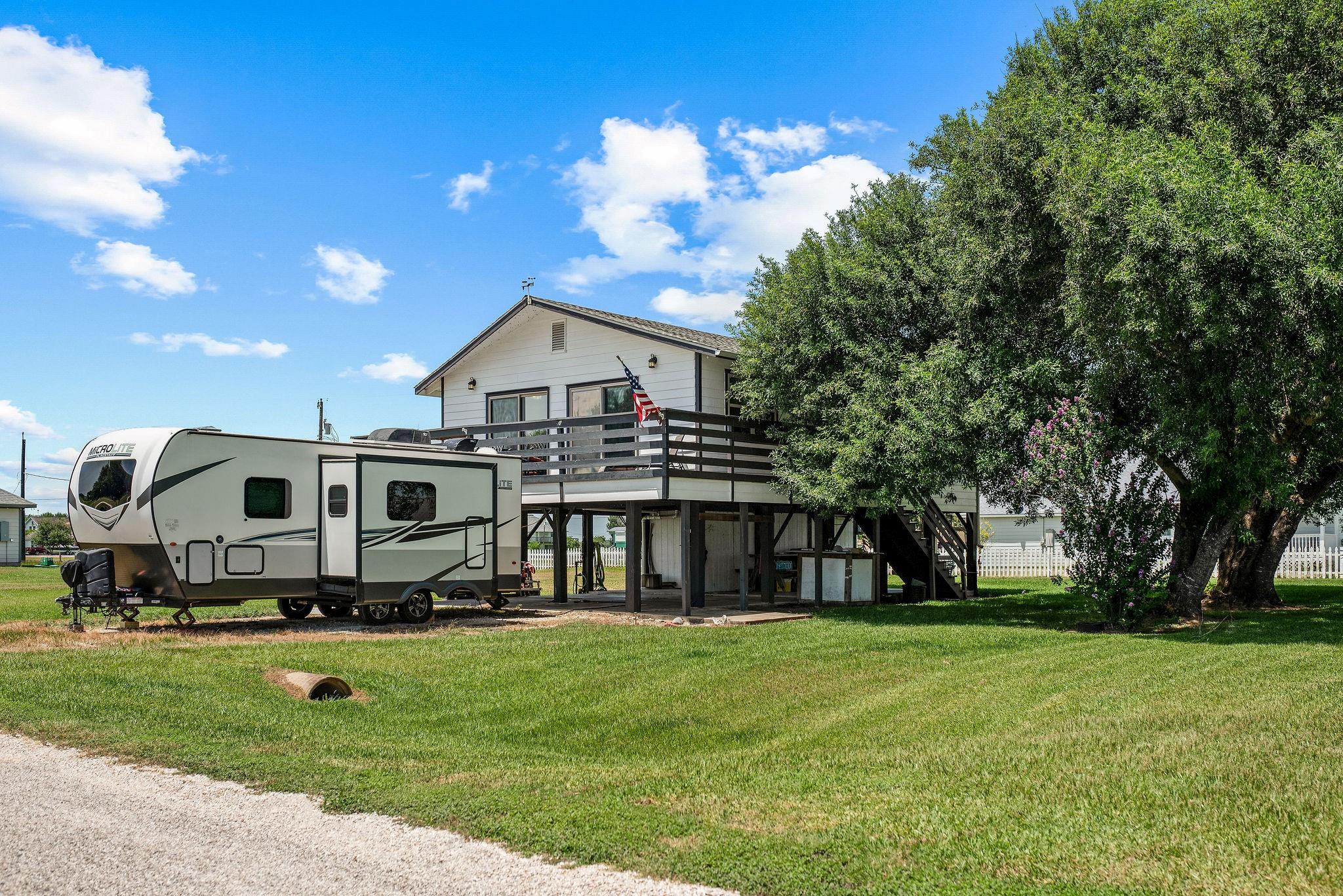 654 Calumet Drive