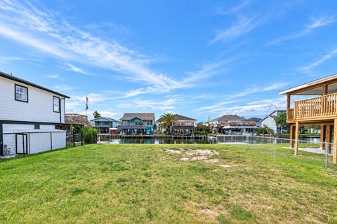 Photo of 191 Barracuda St, Bayou Vista, TX 77563 (MLS # 79692229)