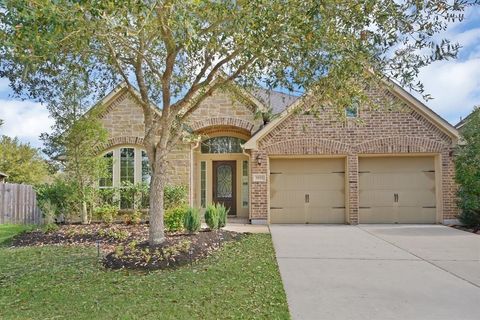 Photo of 5903 Falling Briar Lane, Sugar Land, TX 77479 (MLS # 86138283)