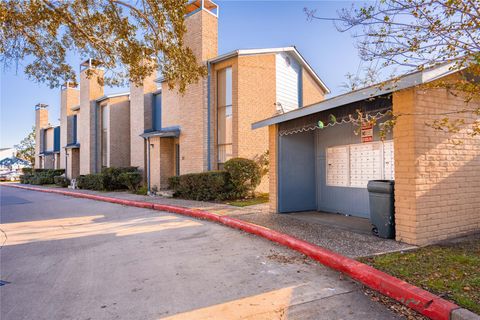 Photo of 10001 Westpark Drive #86, Houston, TX 77042 (MLS # 47843959)