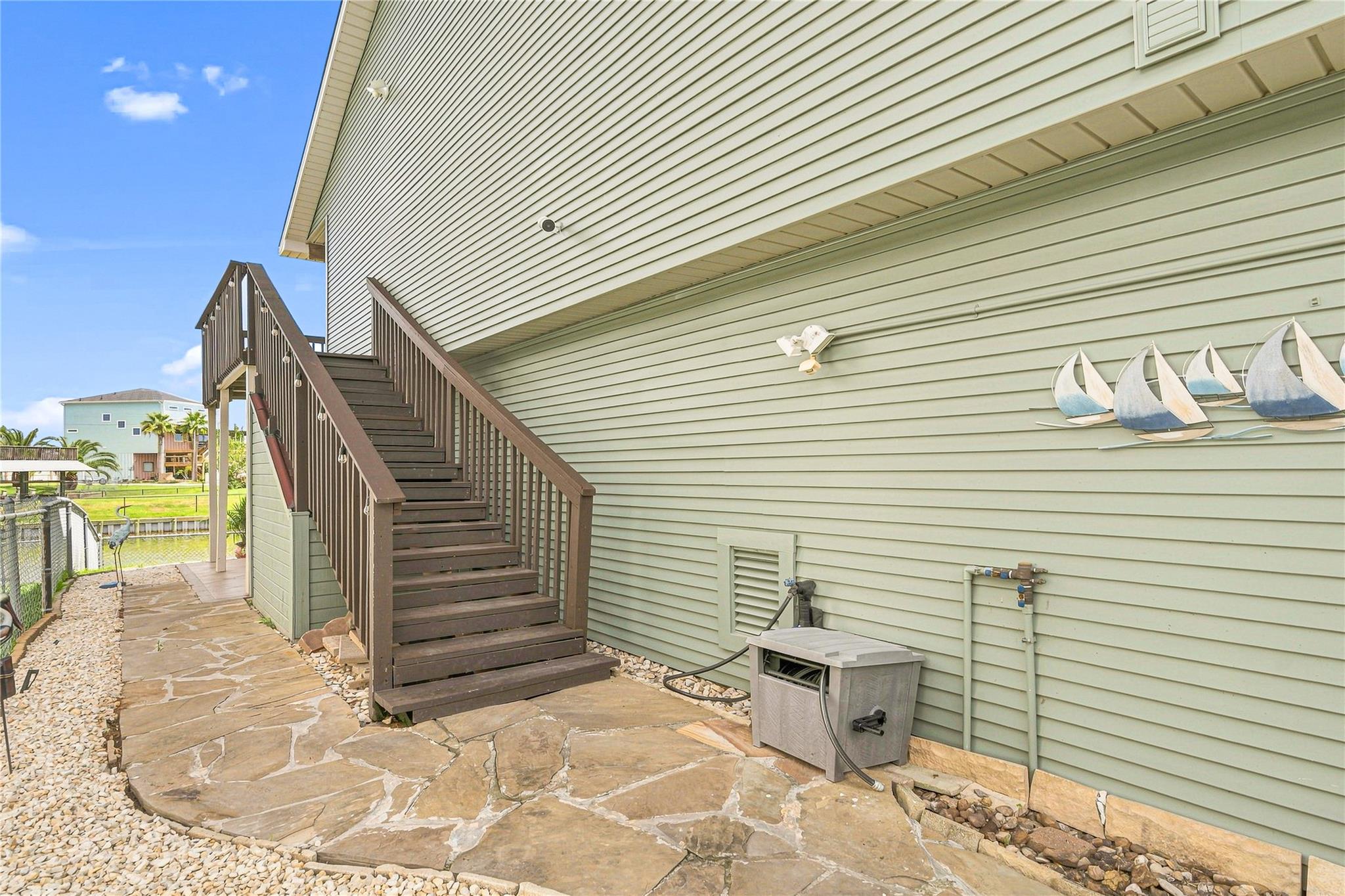 19 N Sandpiper Street