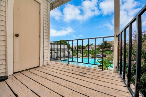 Photo of 3708 Woodchase Drive #68, Houston, TX 77042 (MLS # 31674230)