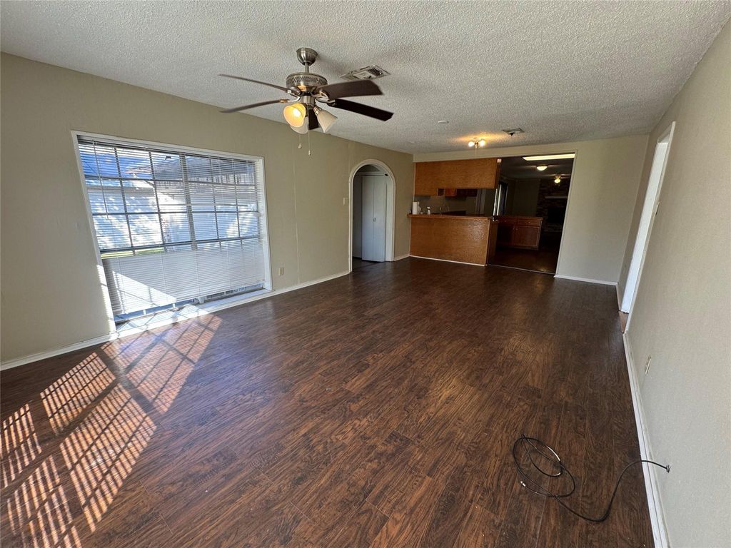 Photo of 1113 Cora Street, La Marque, TX 77568 (MLS # 25949995)