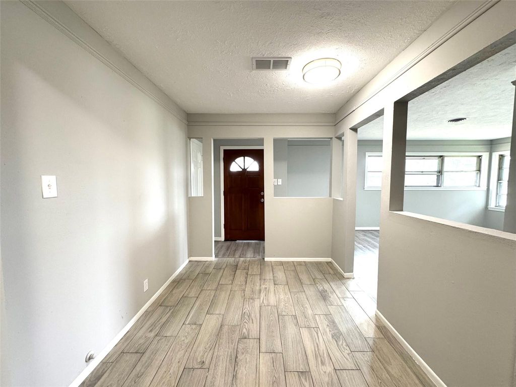 Photo of 7905 Turquoise Lane, Houston, TX 77055 (MLS # 57126897)