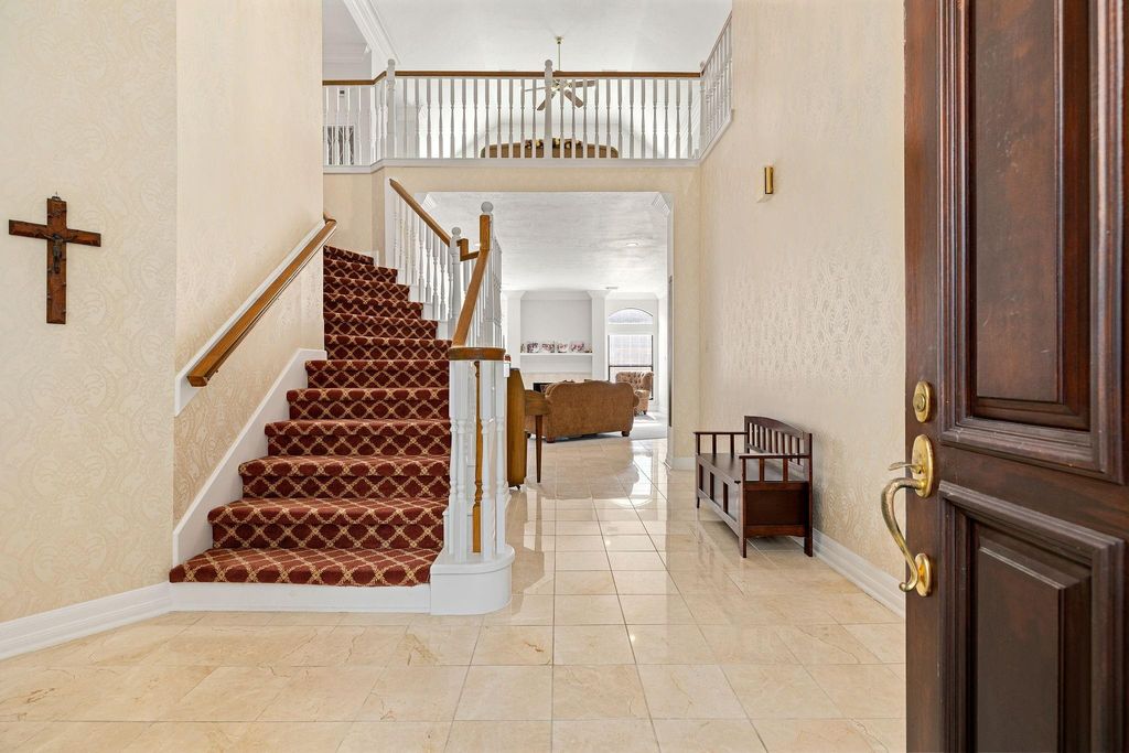 Photo of 919 Ivy Parkway Drive, Houston, TX 77077 (MLS # 77669781)