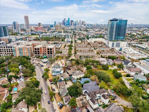 Tiny photo for 2036 Brentwood Drive, Houston, TX 77019 (MLS # 34241939)