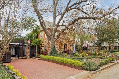 Tiny photo for 2036 Brentwood Drive, Houston, TX 77019 (MLS # 34241939)