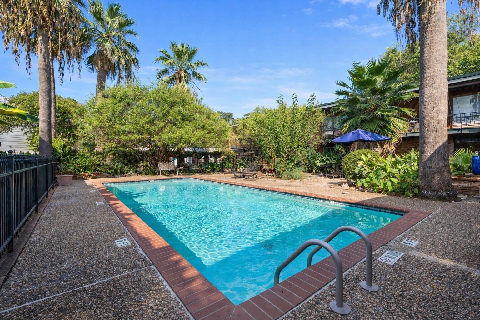 1849 Marshall Street 9