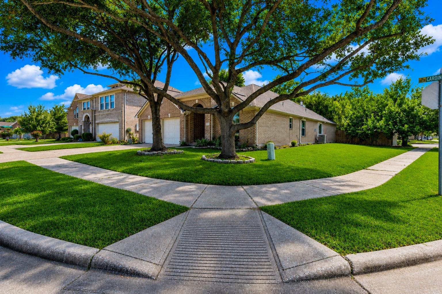 431 Cardinal Oaks