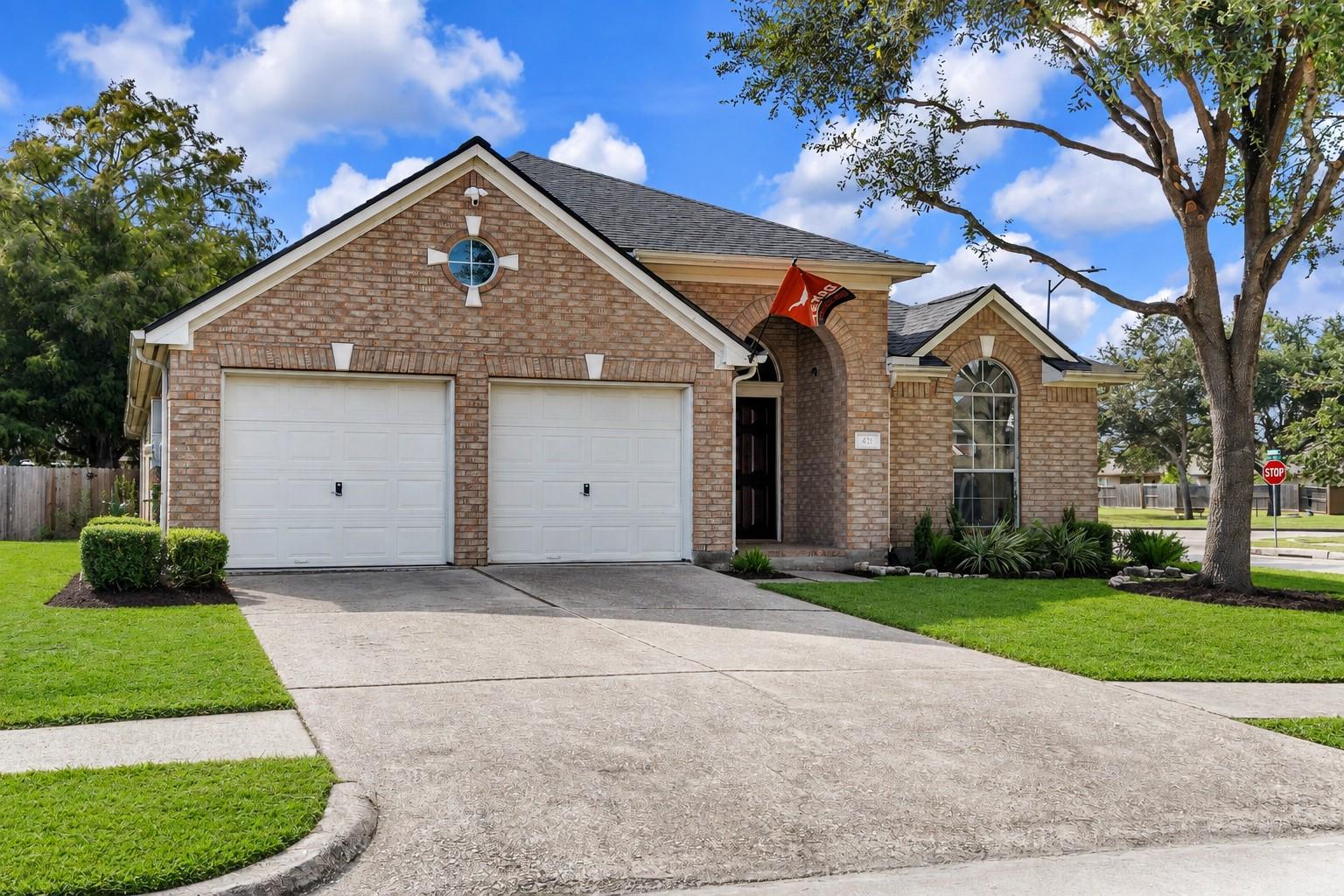 431 Cardinal Oaks