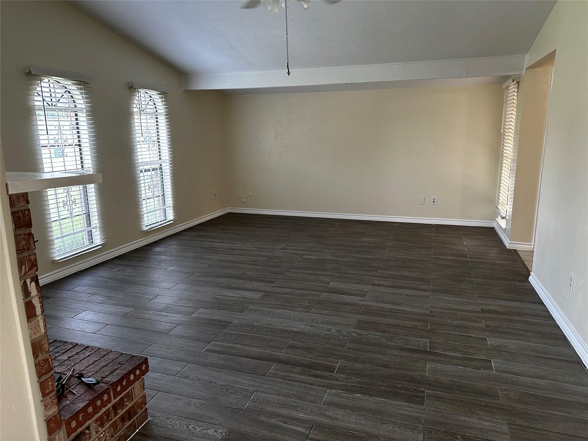 5915 Trailview Drive