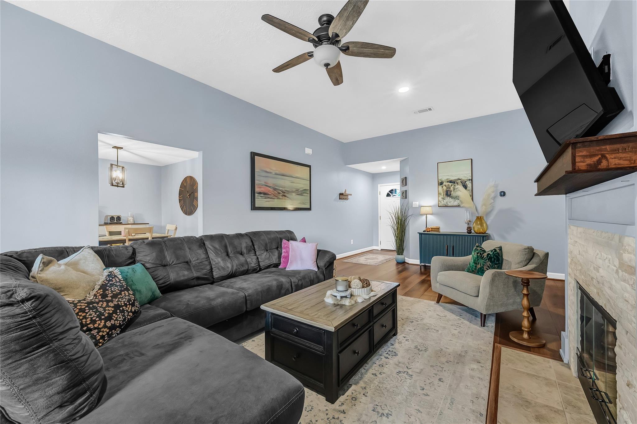 22318 Hollybranch Drive