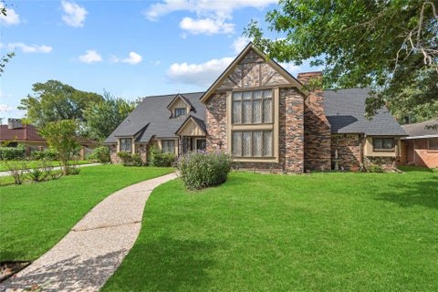 Photo of 2414 Sieber Drive, Houston, TX 77017 (MLS # 66864358)