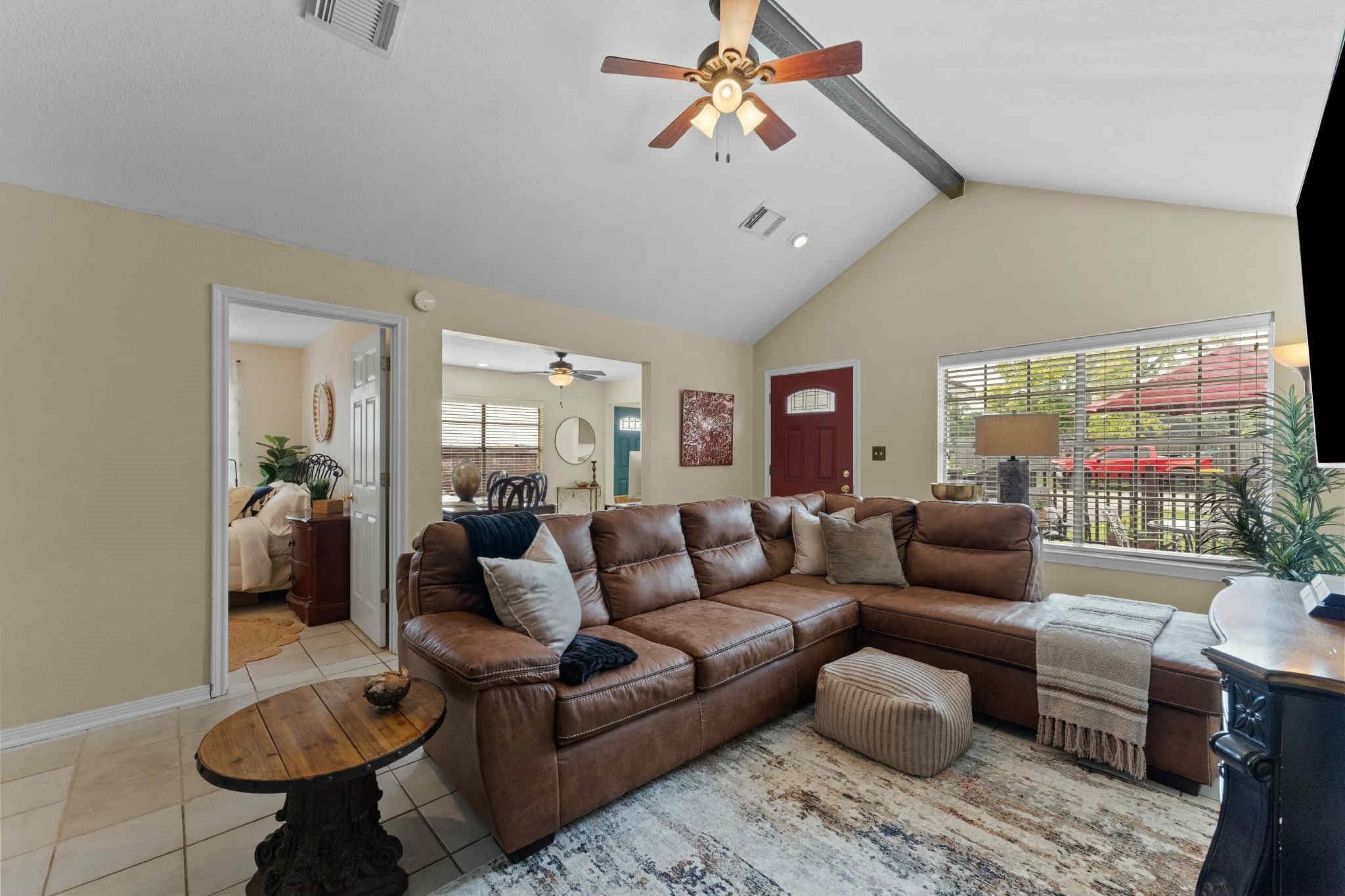 2102 Pearland Avenue