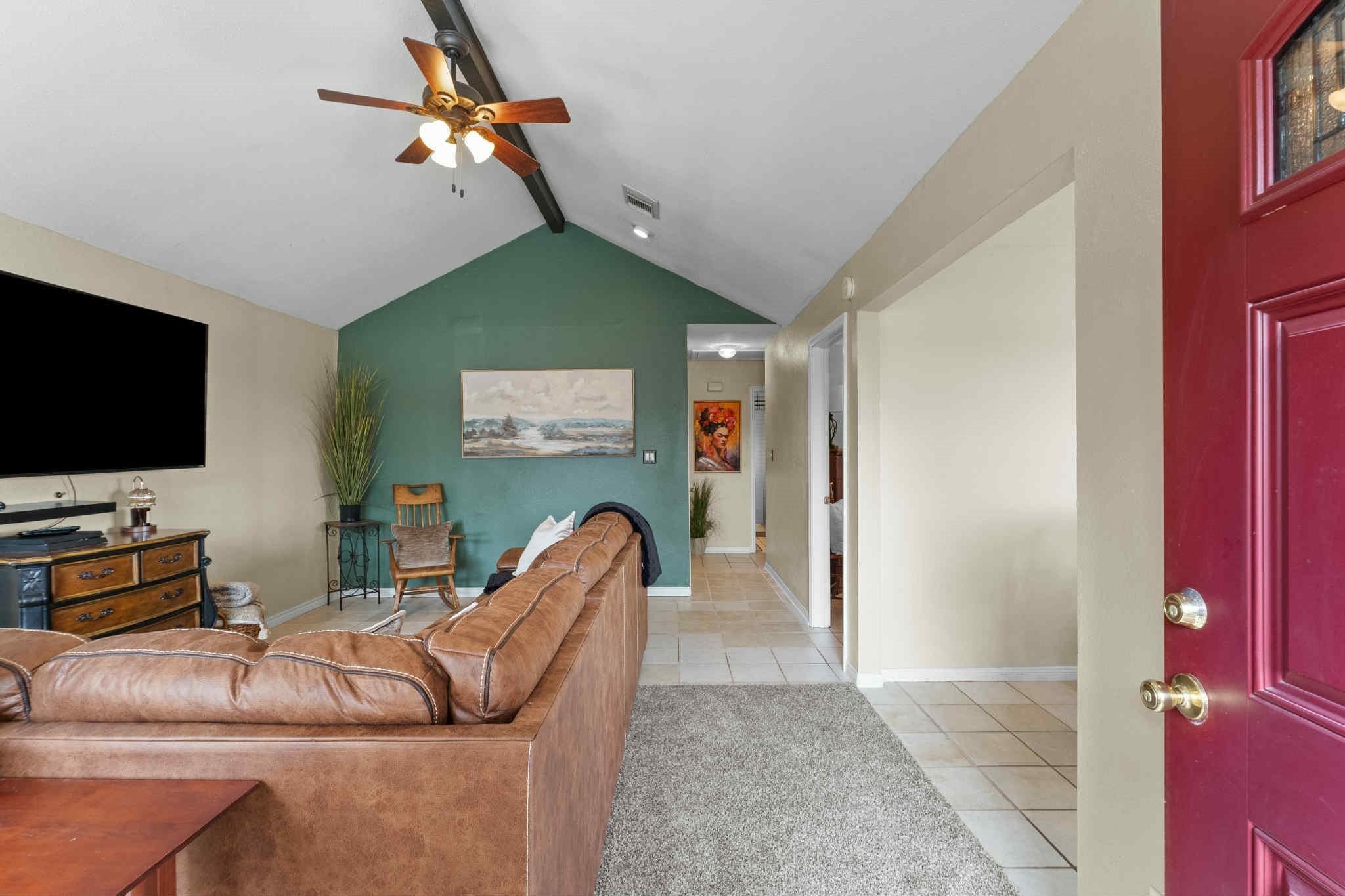 2102 Pearland Avenue