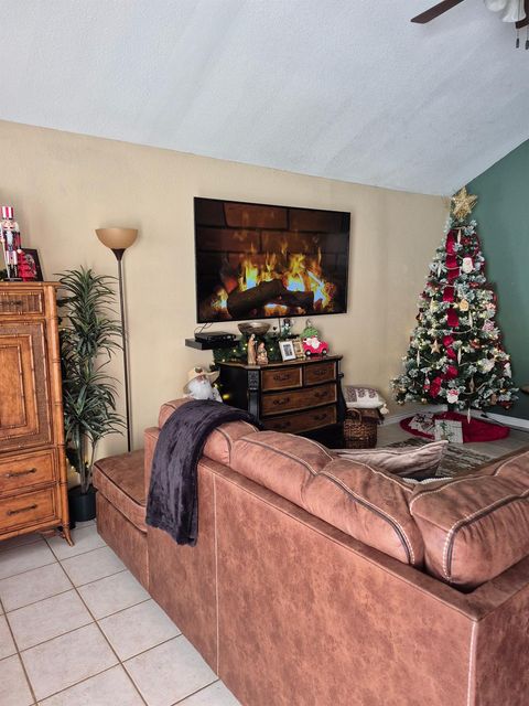 Photo of 2102 Pearland Avenue, Pearland, TX 77581 (MLS # 44714061)