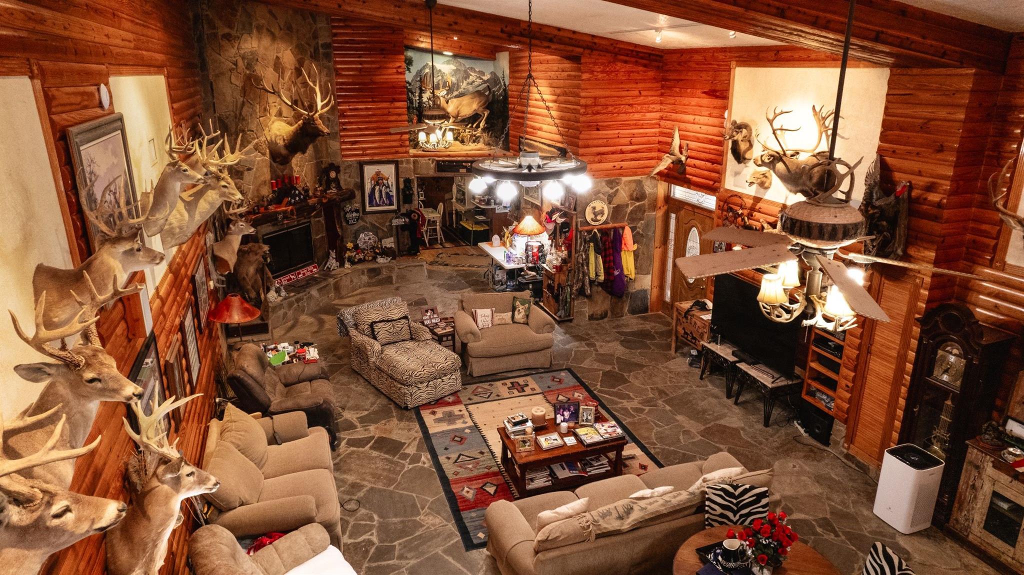 7438 Wright Road