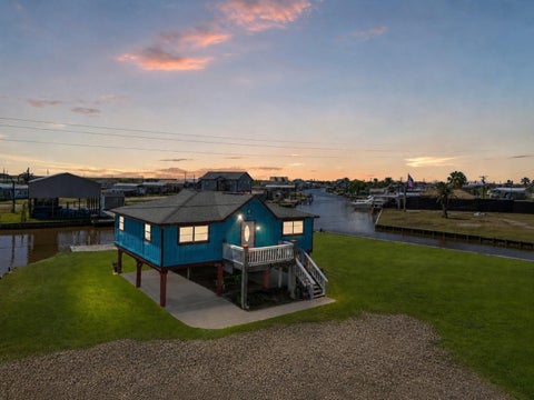 Photo of 2238 County Road 201, Sargent, TX 77414 (MLS # 57523603)