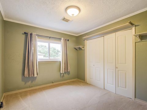 Tiny photo for 208 Old Oaks St, League City, TX 77573 (MLS # 51243471)