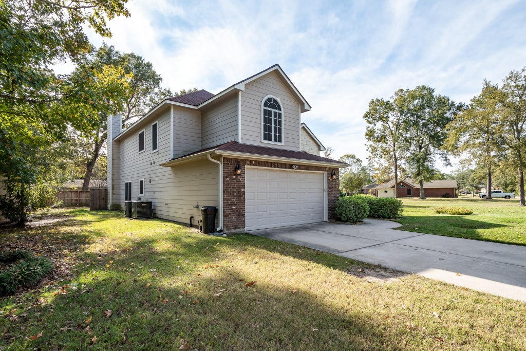 Photo of 16148 Broadwater Drive, Crosby, TX 77532 (MLS # 71809085)