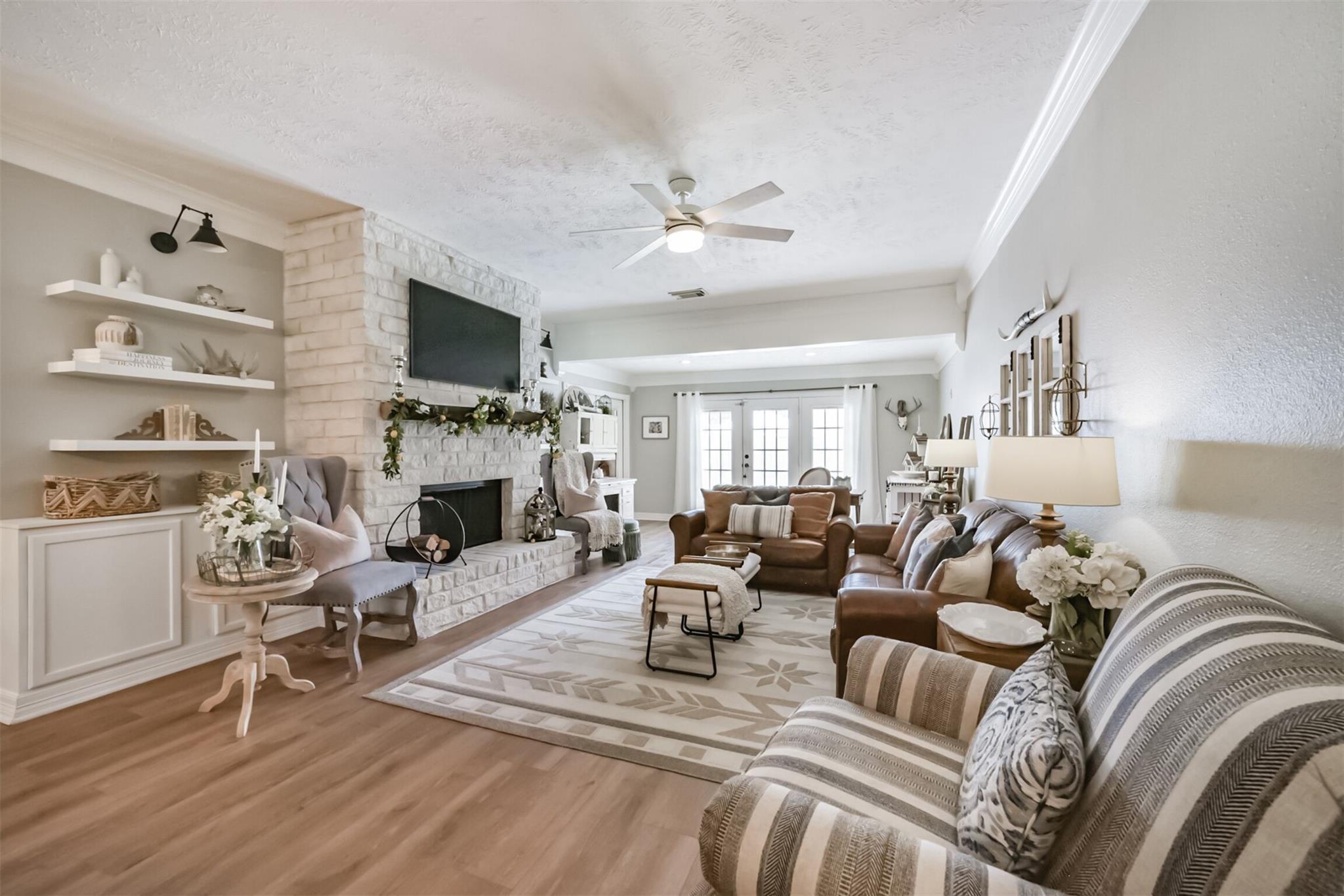 1422 Roosevelt Drive