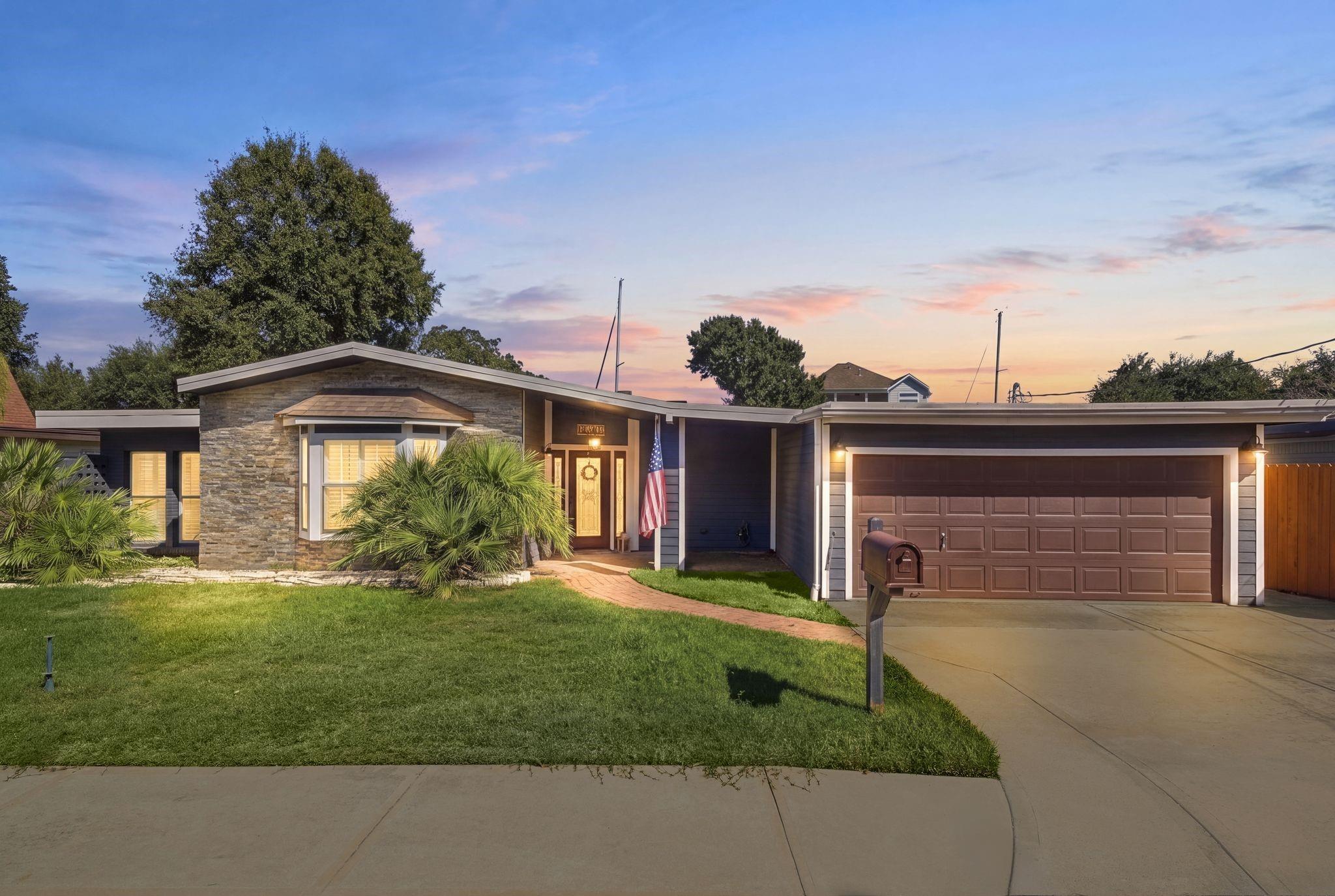 10 Harbor Lane