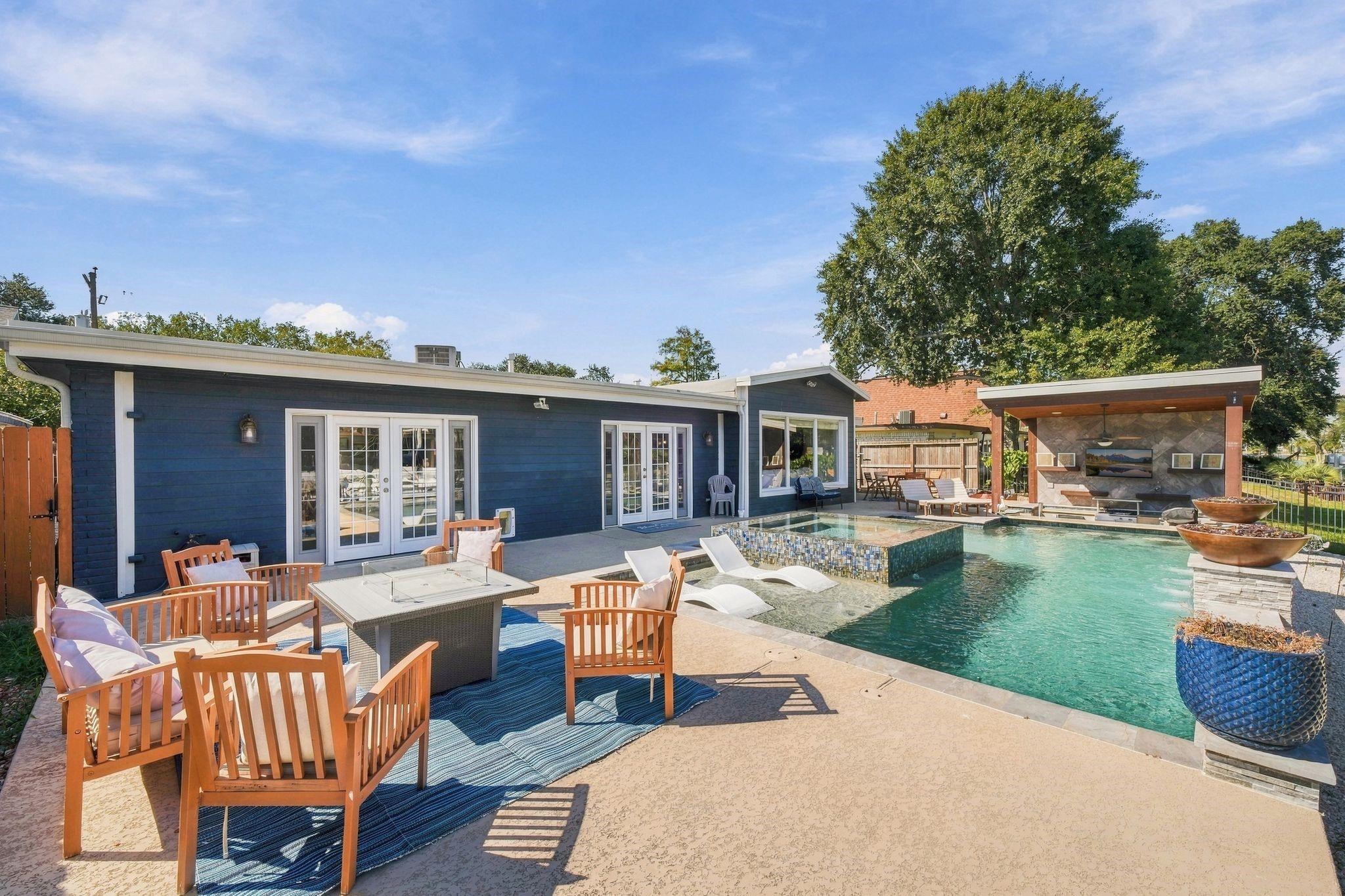 10 Harbor Lane