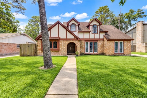 Photo of 2051 Shadow Rock Drive, Houston, TX 77339 (MLS # 15926578)