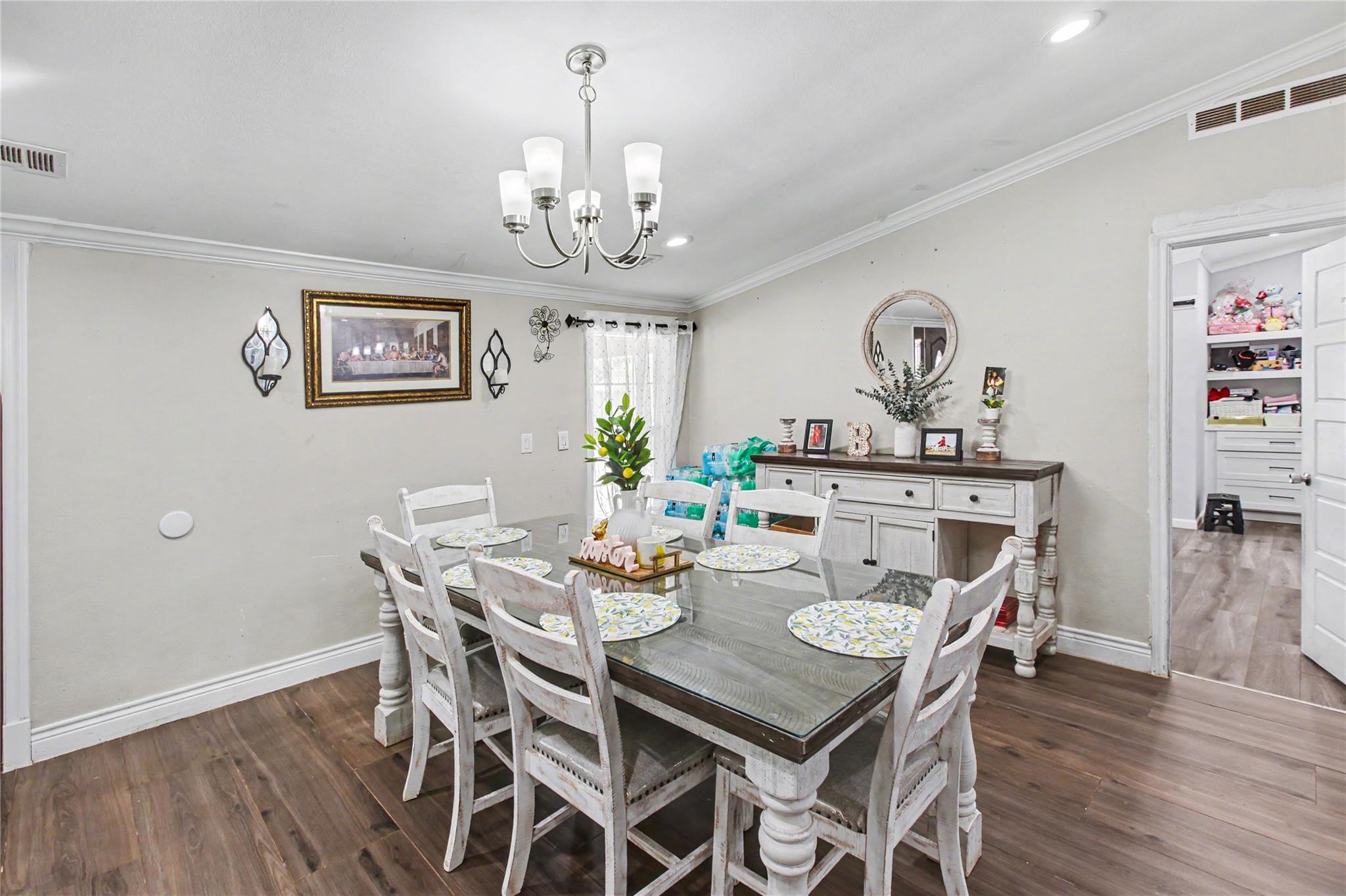 17136 Fm 1484 Road
