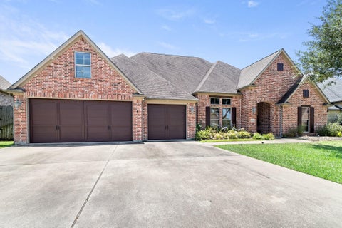 Photo of 6585 Truxton Lane, Beaumont, TX 77706 (MLS # 53333710)