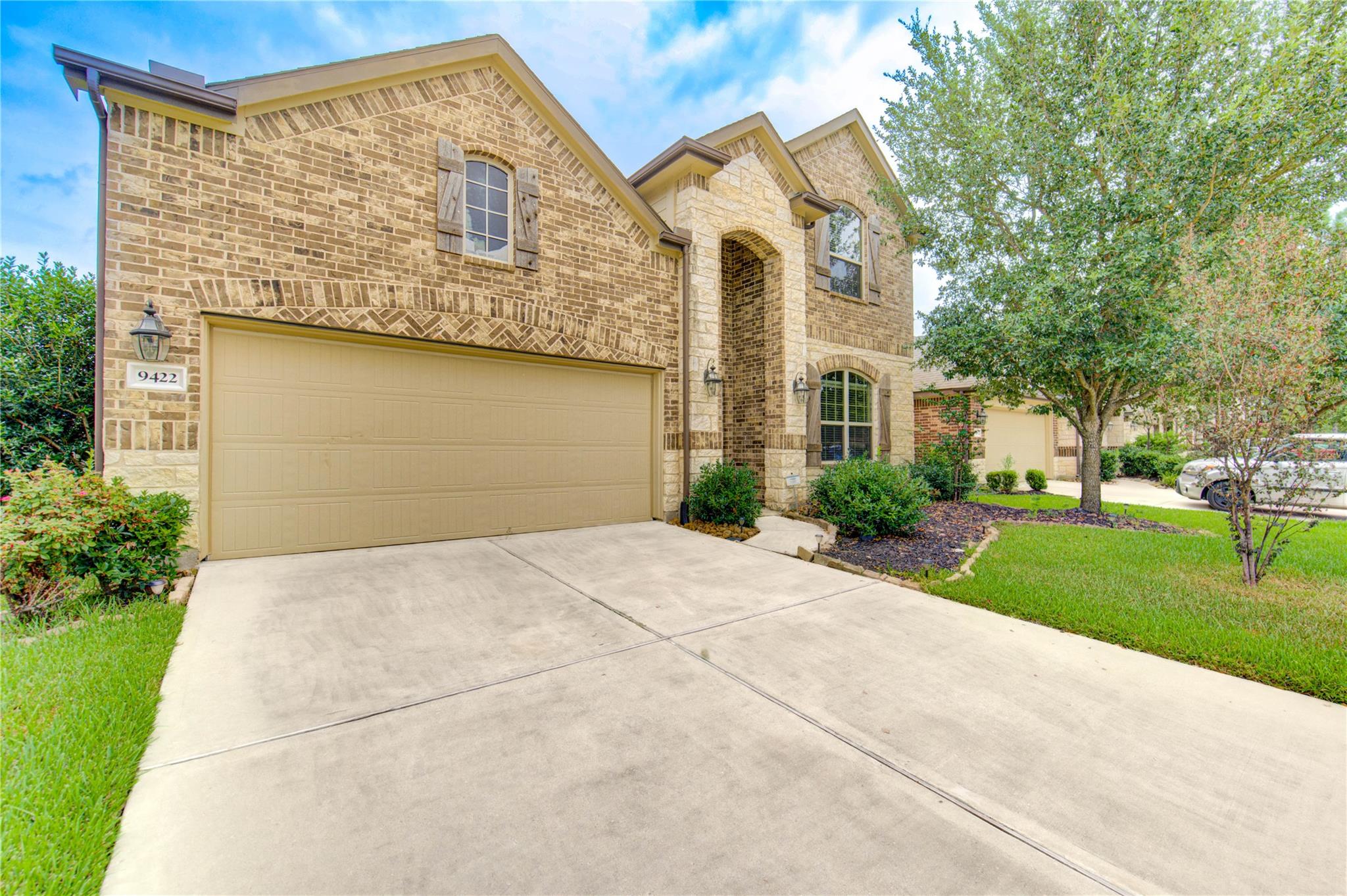 9422 Jayci Hills Lane