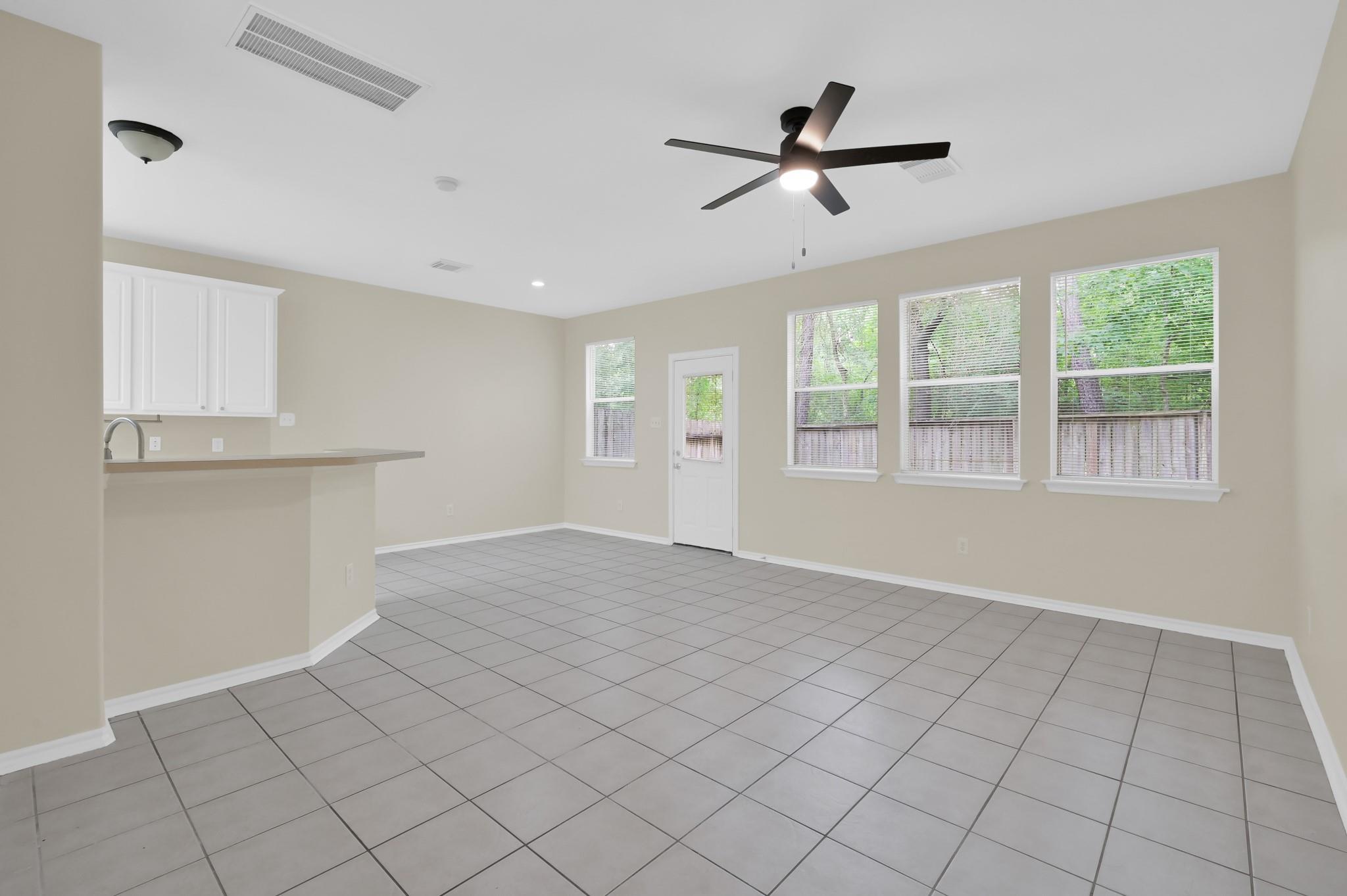 122 N N Camelia Grove Circle