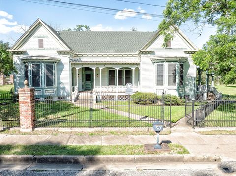 Photo of 350 N Madison Street, La Grange, TX 78945 (MLS # 74703210)