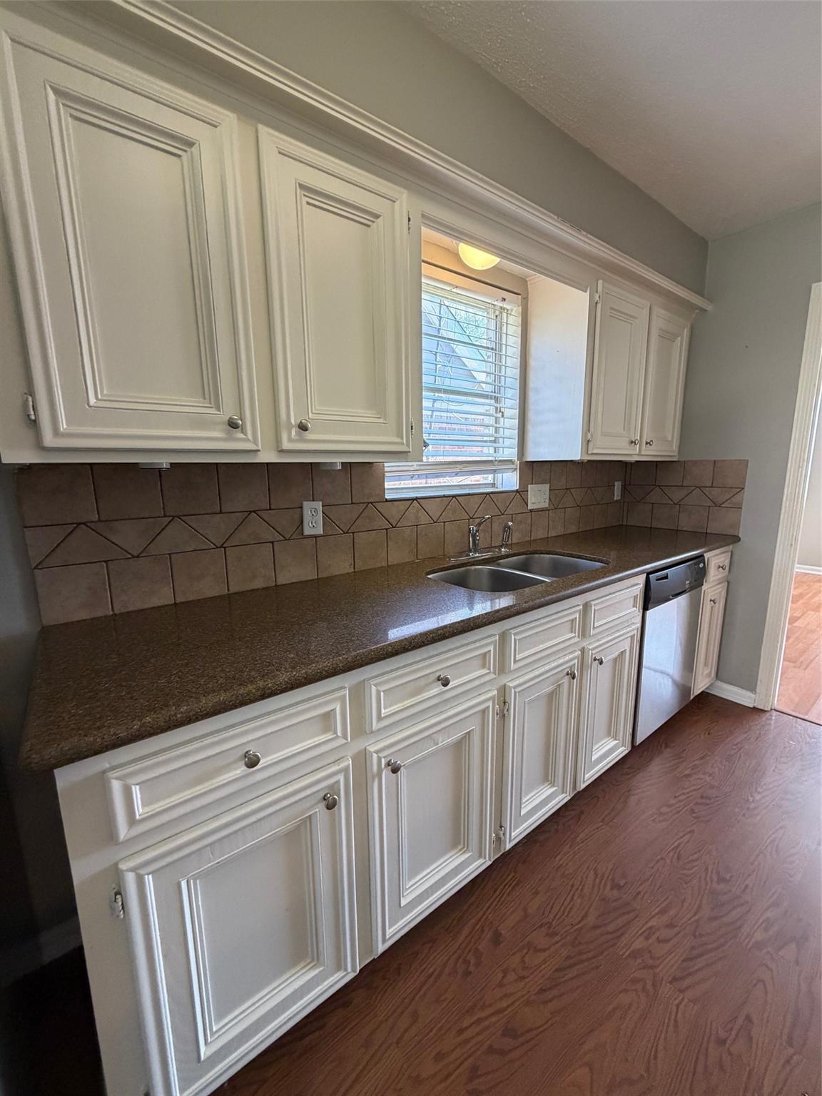 21406 Park Royale