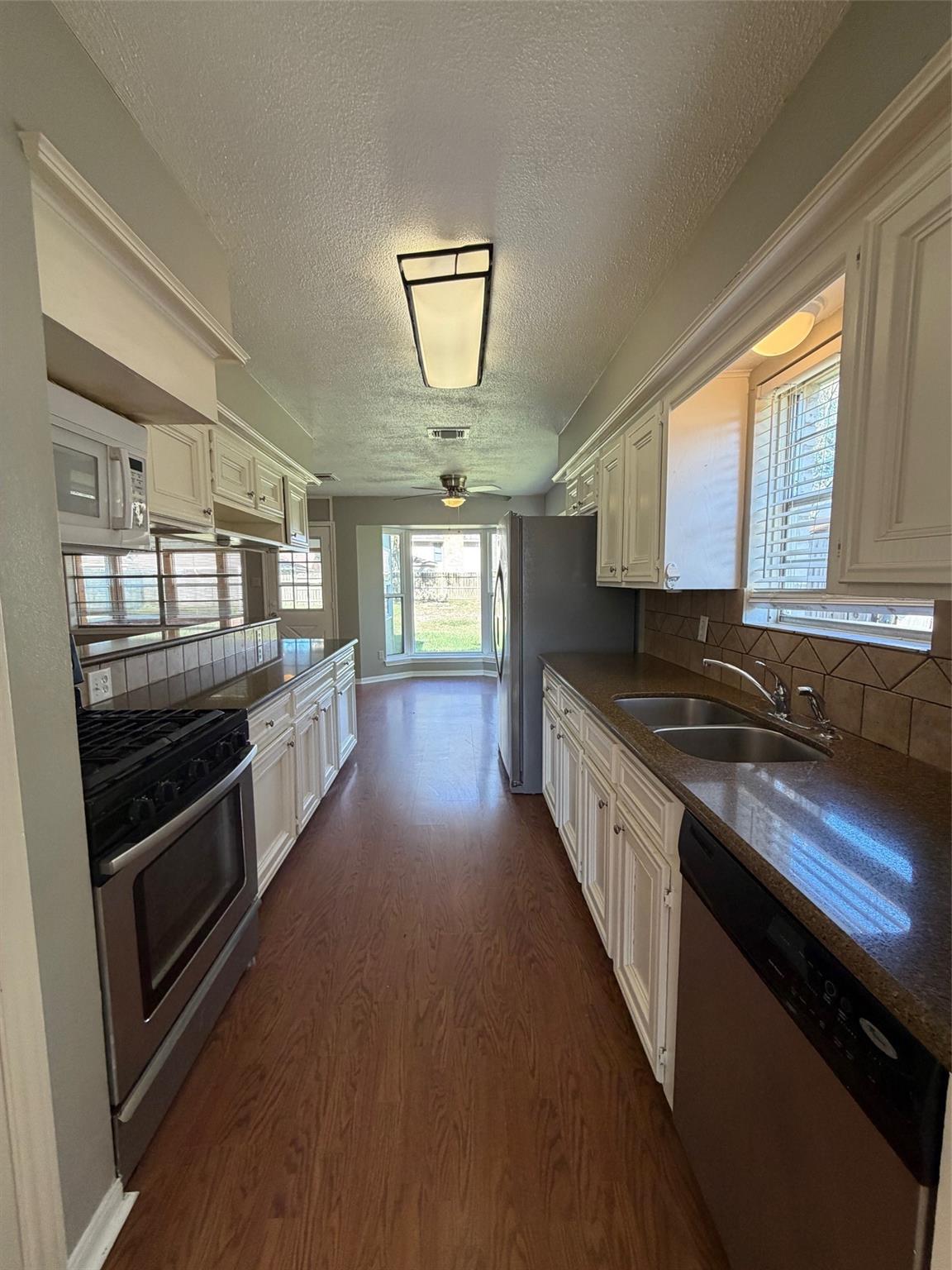 21406 Park Royale