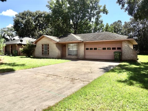 Photo of 1502 Maple Street, Liberty, TX 77575 (MLS # 63625703)