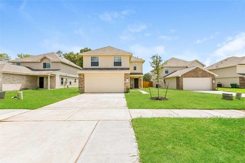 Photo of 8514 Middleton Oaks Circle, Houston, TX 77028 (MLS # 85640564)