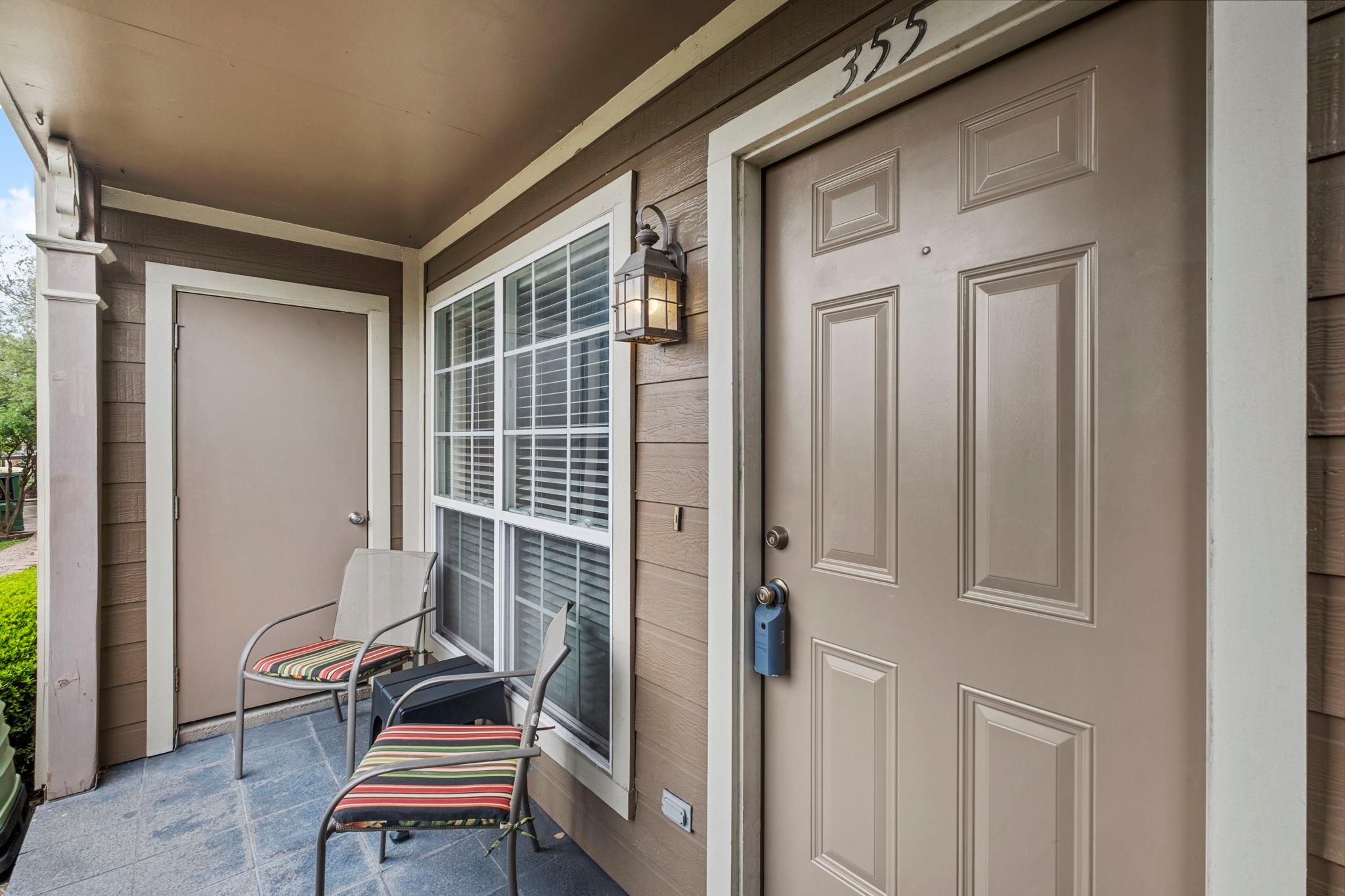 1860 White Oak Drive 355