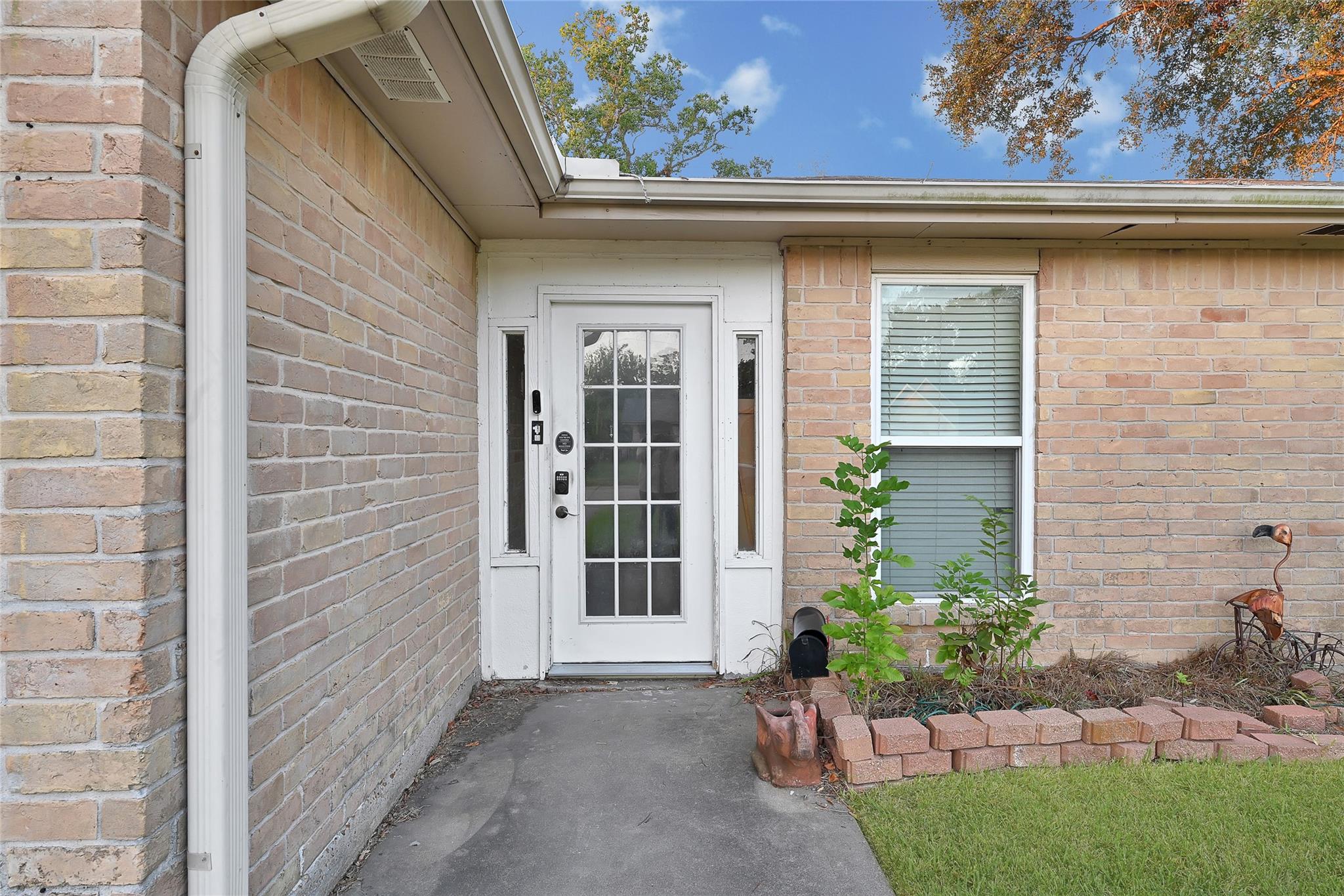 1100 N Heron Drive