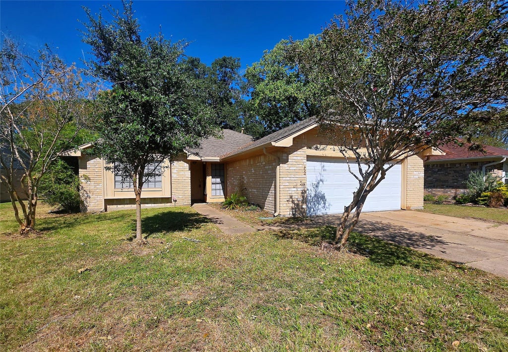 Photo of 15006 Yorktown Colony Drive, Houston, TX 77084 (MLS # 58335950)