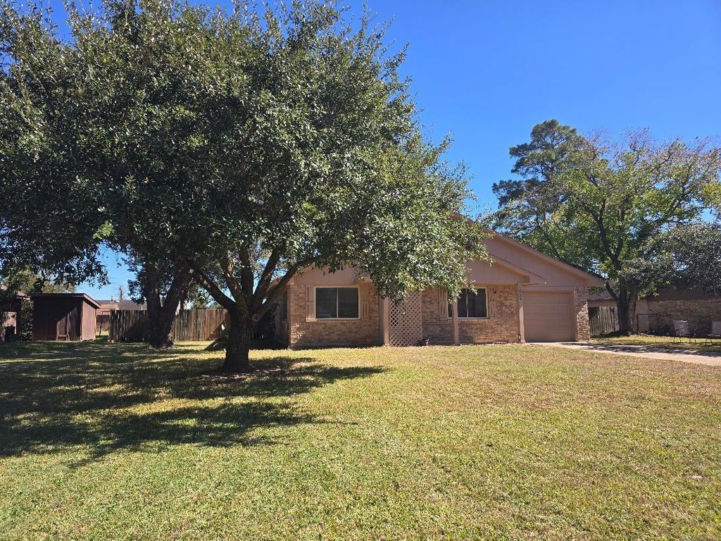 Photo of 1930 5th Street N, Hempstead, TX 77445 (MLS # 63309654)