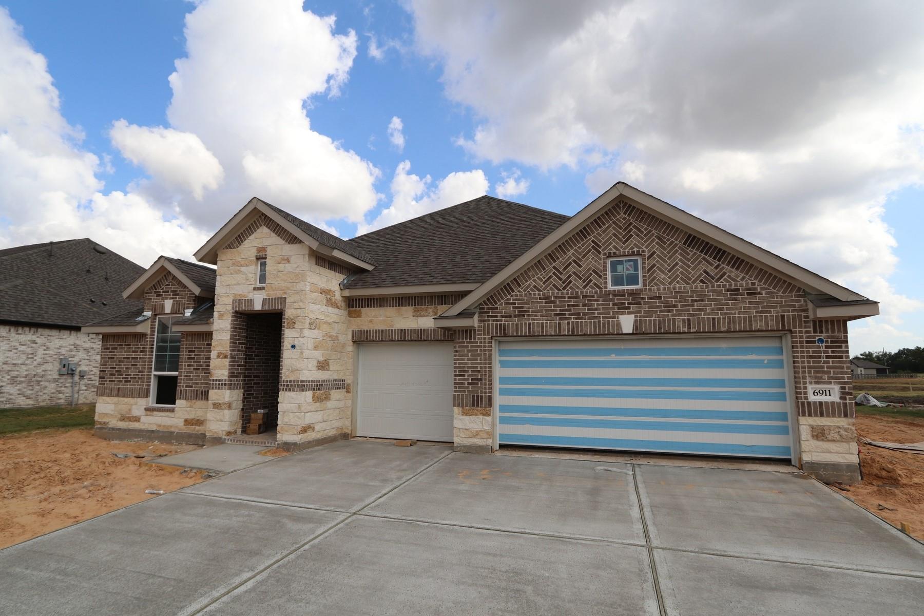 6911 Nichols Landing