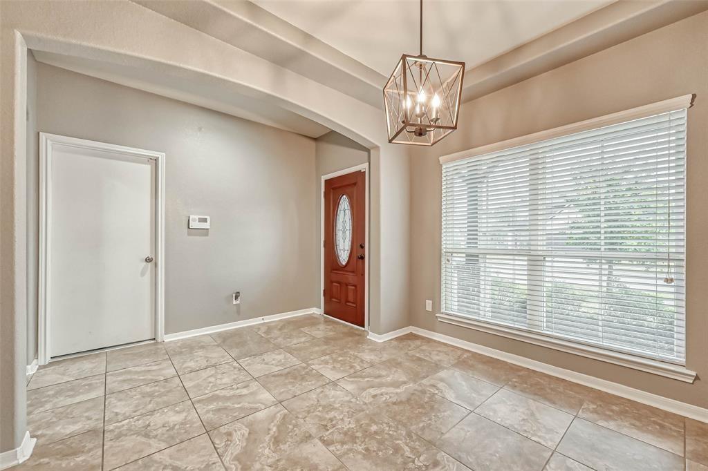 2561 Magnolia Fair Way