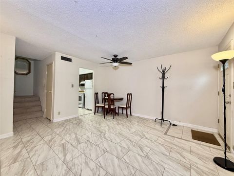 Photo of 11002 Hammerly Boulevard #88, Houston, TX 77043 (MLS # 70007823)