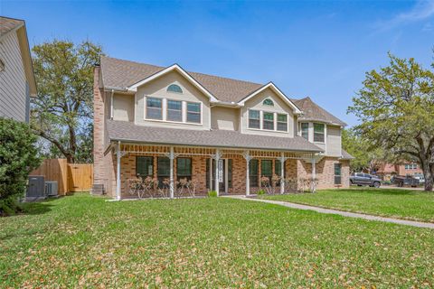 Tiny photo for 2727 Raintree Drive, Sugar Land, TX 77478 (MLS # 57585553)